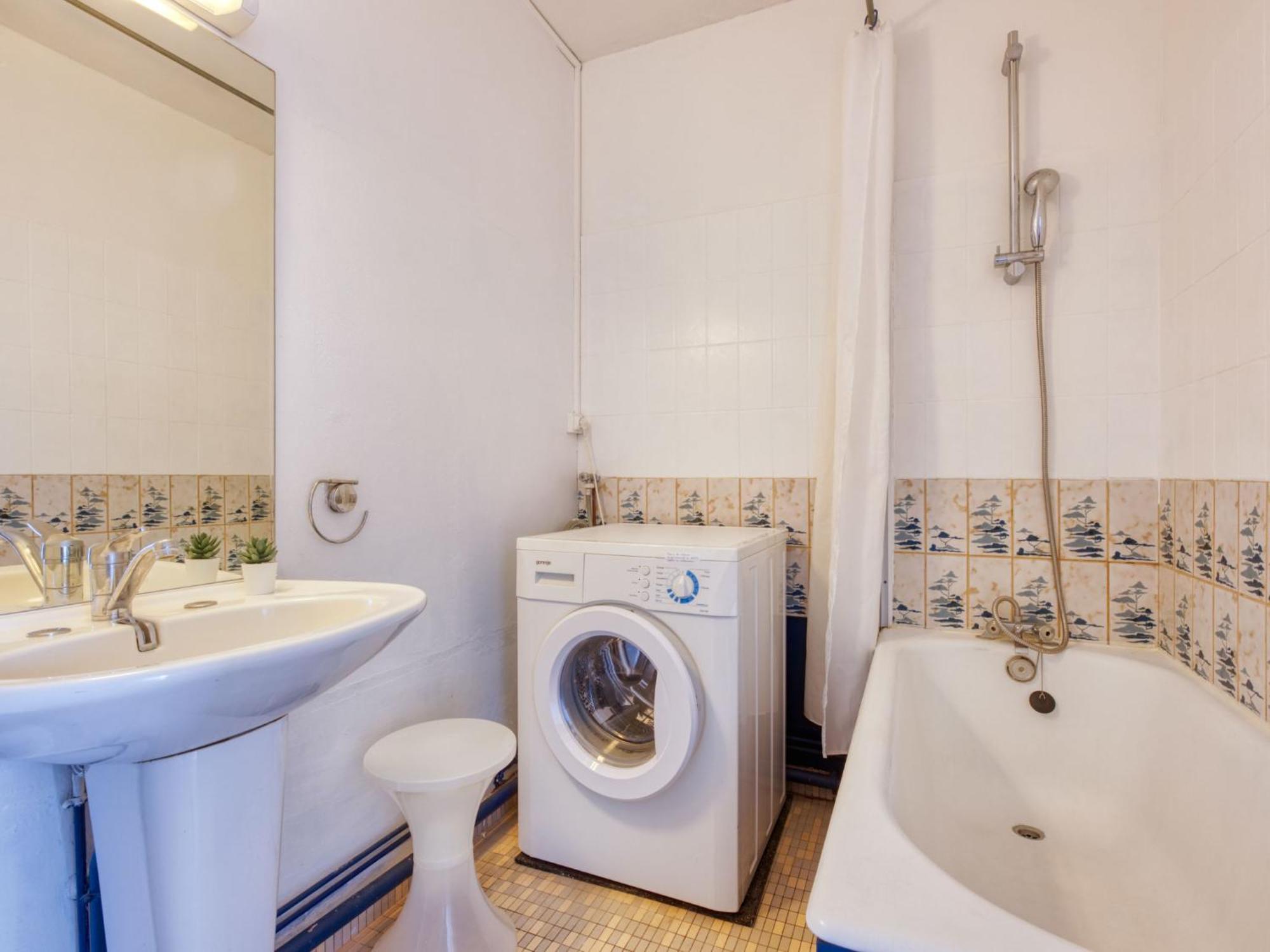 Casino-5 By Interhome Apartment Lacanau